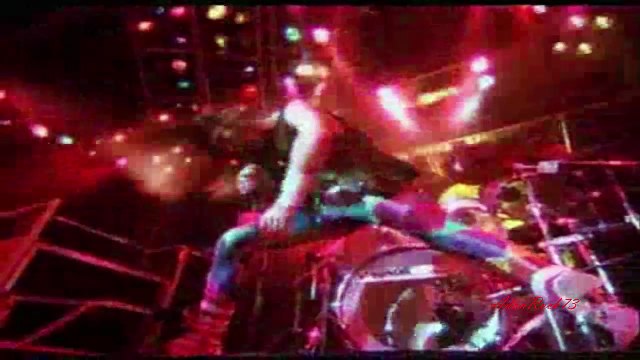 Iron Maiden - The Trooper (Visions Of The Beast)