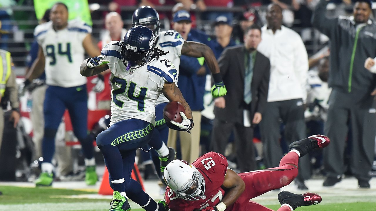 Marshawn Lynch Throws Up, Makes Sick 79-Yard Touchdown Run