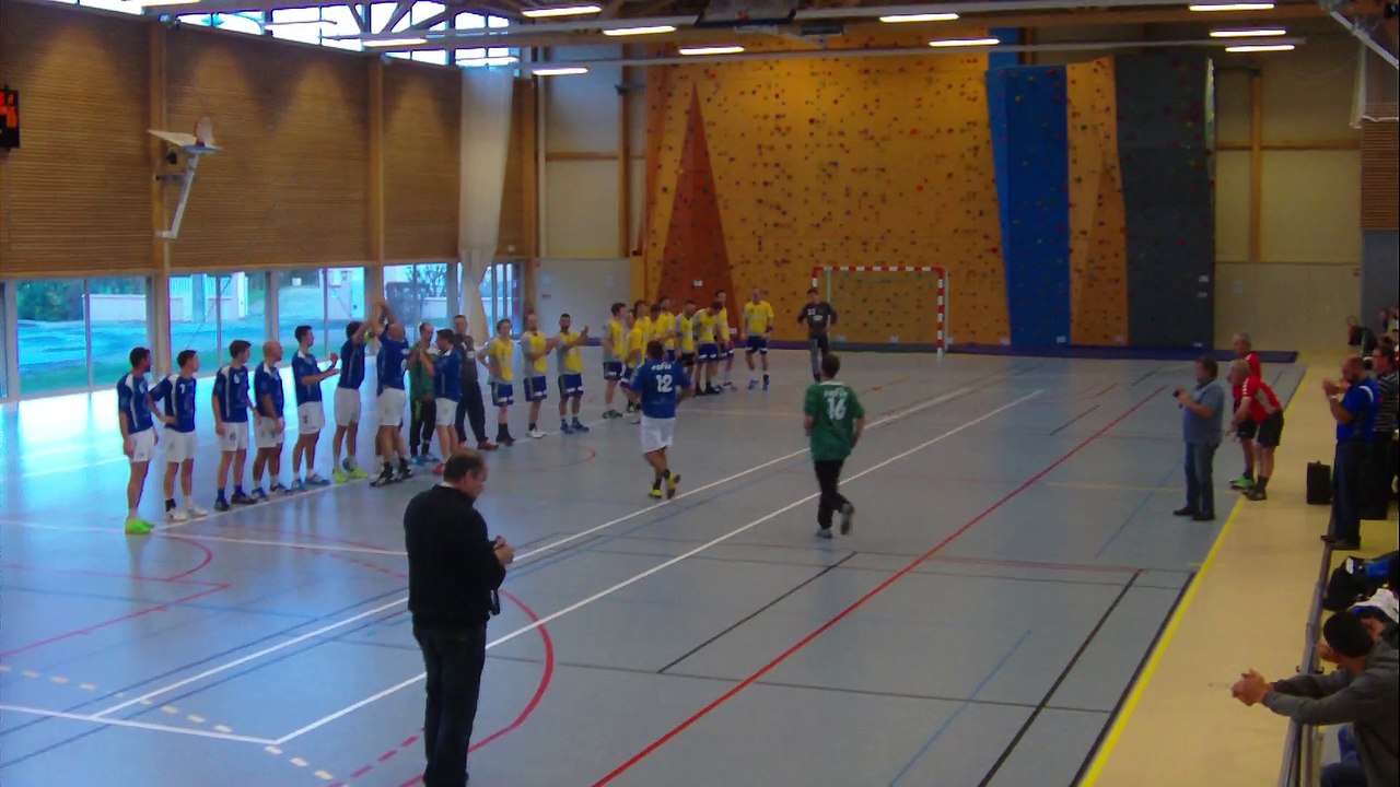 Entrée des Joueurs contre HandBall Rochettois - 4ème tour de la Coupe de France