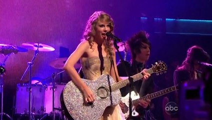 Taylor Swift - "Mine"