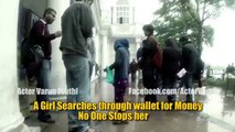 Male Thief VS Female Thief in Public - What Indian People Do