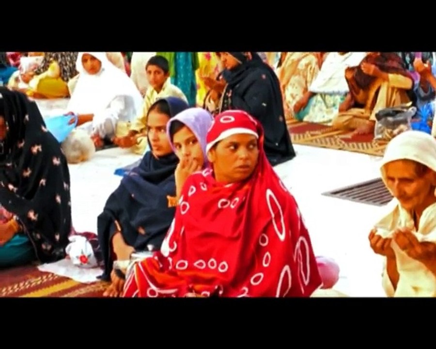 Madinay Main (Naat)
