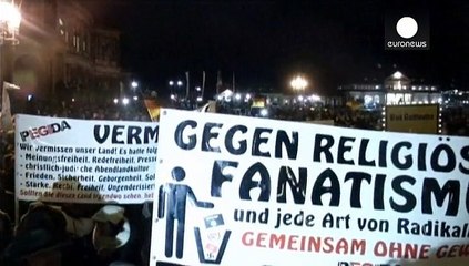 Miles de alemanes vuelven a manifestarse contra islamización de Occidente