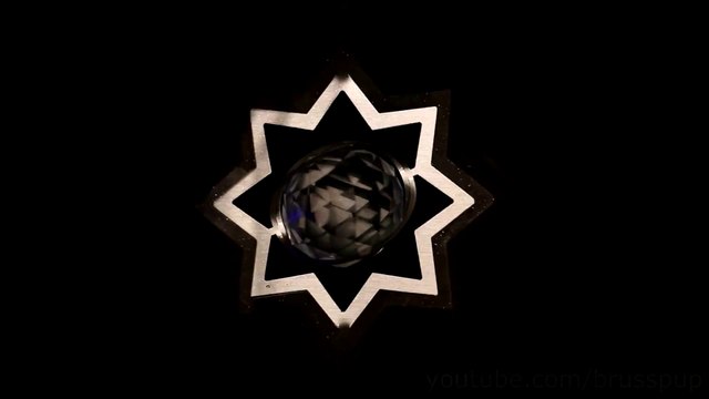 Incredible Spinning Illusion! Metal snow flakes turns into spinning star of light