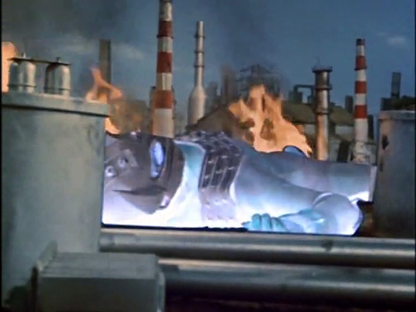Ultraman Taro Vs Birdon