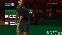 l'énorme coup entre les jambes de Roger Federer face à Stan Wawrinka
