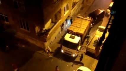 Belediye Temizlik İşçilerine Sopalı Saldırı Kamerada