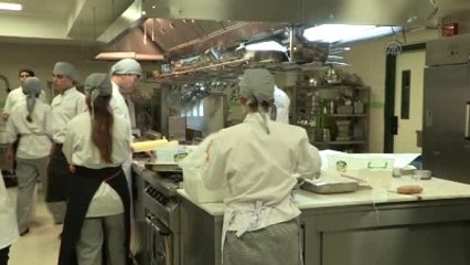 Yardıma Muhtaç Çocuklara Kurabiyeli Destek