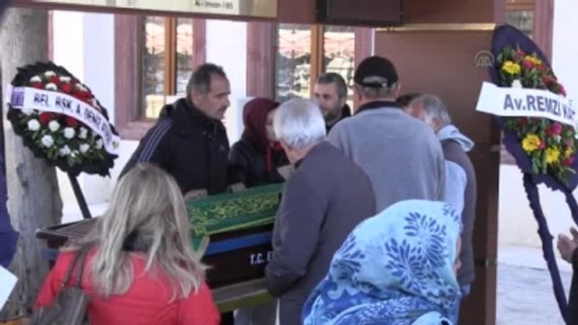 Özlem Çerçioğlu'nun Korumasının Eşi Cevdet Kavalcı'nın Cenaze Töreni