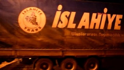 Sivas Tırda 83 Bin Paket Kaçak Sigara Ele Geçti