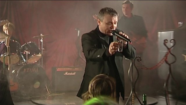 Дюмин водочку нахваливали. Дюмин пили водочку. Слушать песни дюмина пили водочку. Дюмин пили водочку нахваливали слушать. Дюмин пили водочку нахваливали.