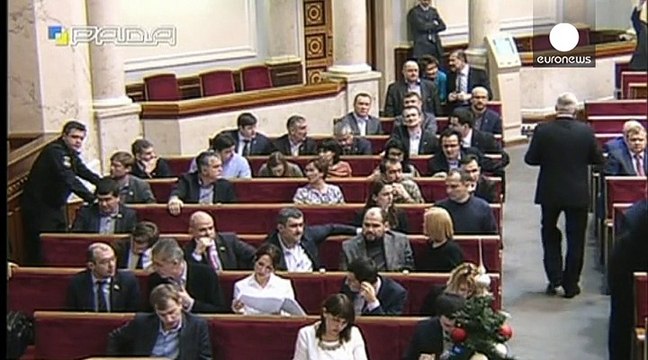 Украина отказалась от внеблокового статуса