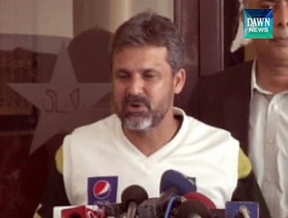 Pakistani cricket squad has cornered tigers spirit , moin khan