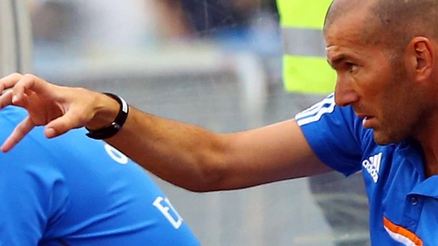 Real Madrid - Roberto Carlos croit en Zidane