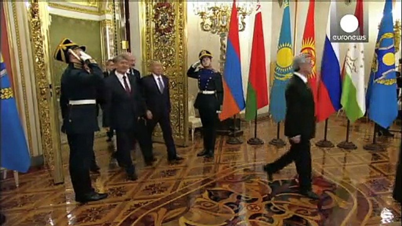 Putin: "Radikal örgütlerin Orta Asya'ya sızmasına engel olunmalı"