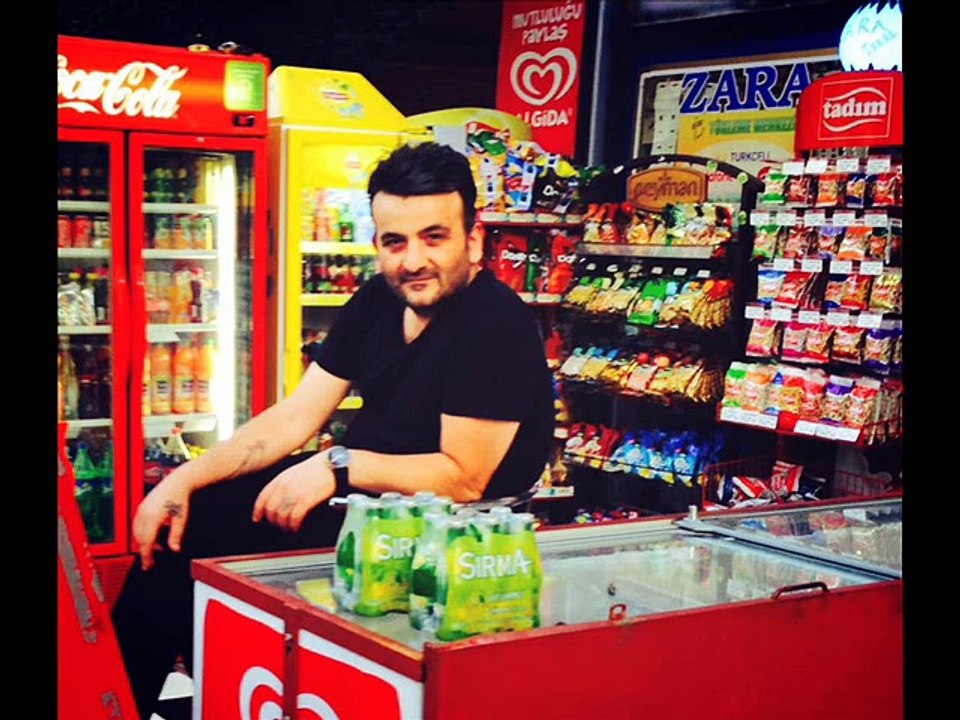 AtakanZara Sadece Sus Dinle