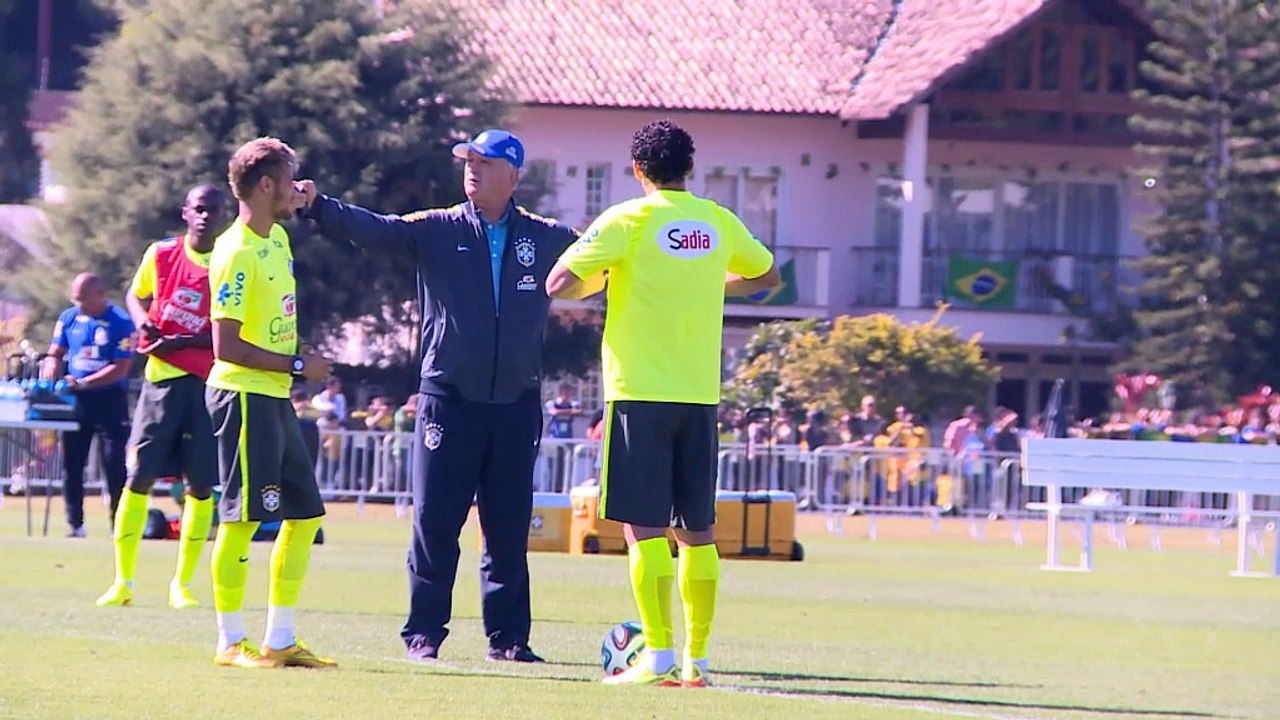 Brasilien: Carlos: 'Nur passen und schießen'