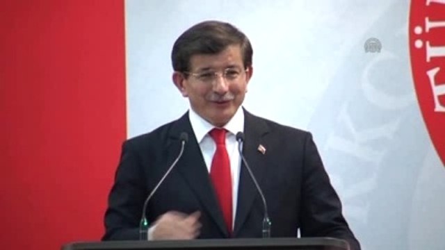 Davutoğlu: Üsküp ile İstanbul Arasındaki Manevi Köprüyü Siyasi Köprü Haline Getirmeye Kararlıyız