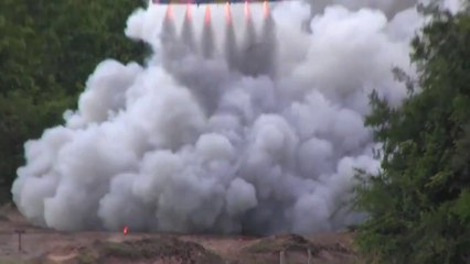 Is This Mind-Blowing Fireworks Show Some Kind Of Third World Space Programme???