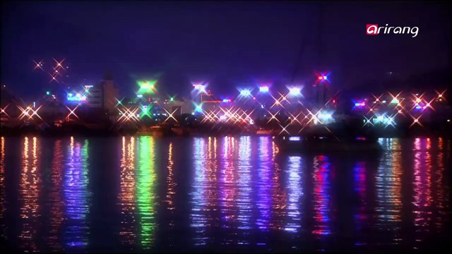 Travel Story S2Ep17C5 Night view of Yeosu