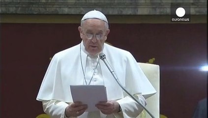 Avidità, sede di potere, ricchezza: anatema di Papa Francesco contro le "malattie" della Curia