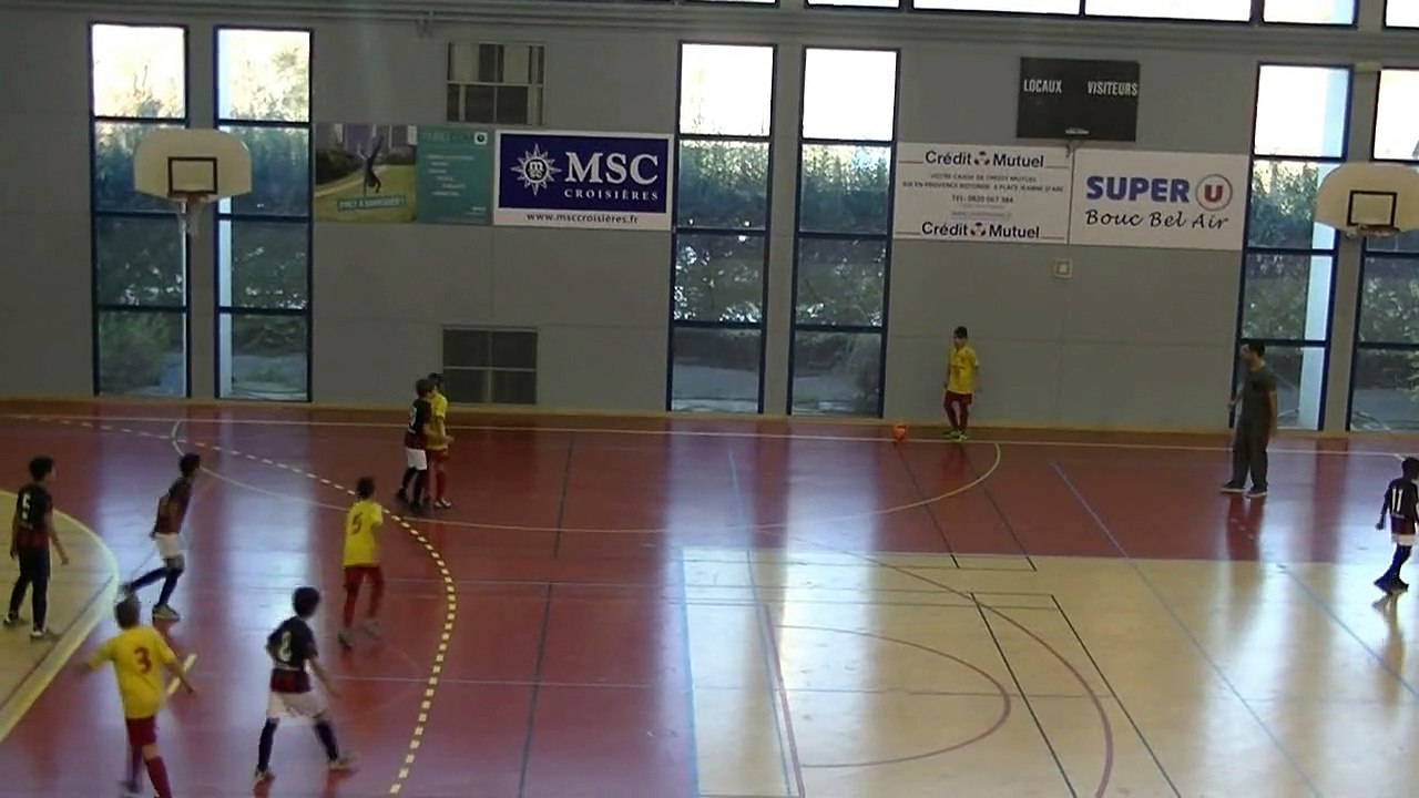 LE ROVE - ENDOUME (3-1) / Quart de Finale U11 du Tournoi en Salle de Bouc Bel Air