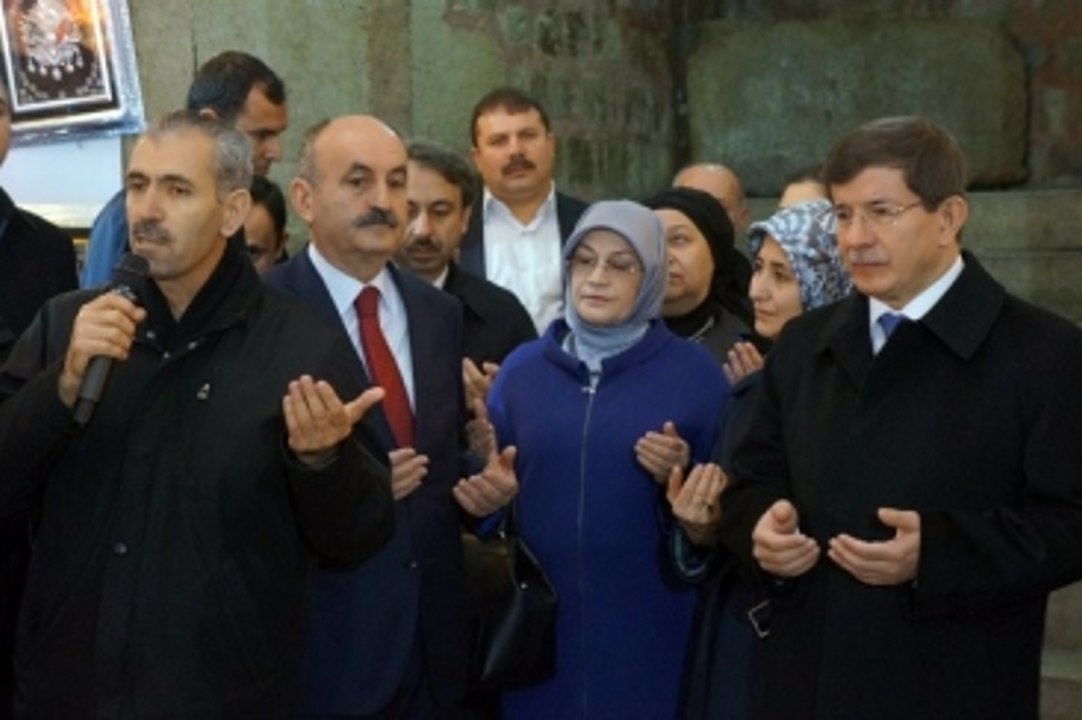 Başbakan Davutoğlu'ndan Bereket Duası