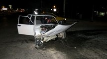 Malatya'da Otomobil, Belediye Yolcu Otobüsüne Çarptı: 3 Yaralı