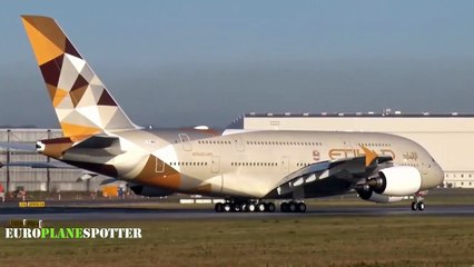 ETIHAD AIRWAYS A380 TAKEOFF