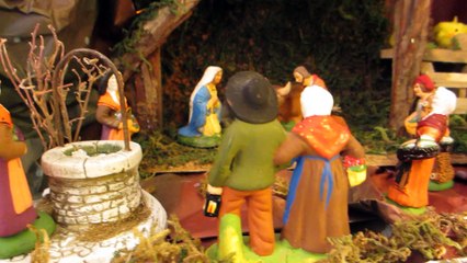 JOYEUX NOEL 2014 : Notre petite crèche familiale   (MVI_5897 )
