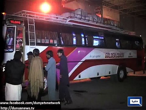Dunya News - Peshawar: Poor security measures at bus-stands after APS attack