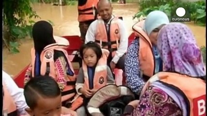 Schwere Überschwemmungen in Malaysia und Indonesien