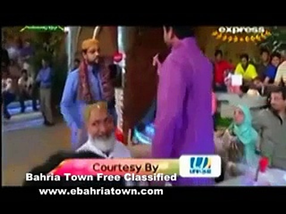 Insult of Dr. Aamir Liaquat in a Live Show