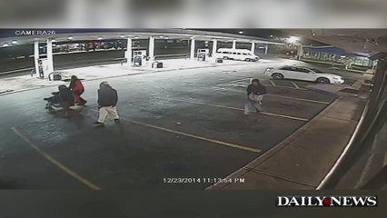 Raw: Second angle of Police involved shooting in Berkeley, Missouri