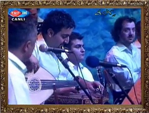 Mustafa KESER *Yeşil Kurbağalar Öter Göllerde*