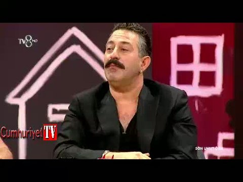 Cem Yılmaz 'Hey Onbeşli'yi söyledi