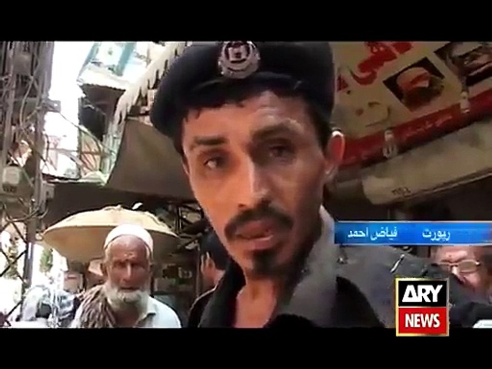 From Last 5 Years A Mentally Retarded Person is Controlling Traffic in Peshawar