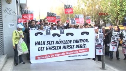 İzmir CHP Gençlik Kollarının Yürüyüşünde Gerginlik