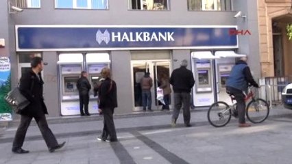 İzmir Halkbank Önünde Protestoya 6 Gözaltı Ek Alsancak'ta da Gözaltı