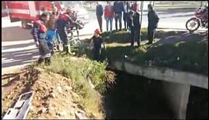 dereye düşen engelli vatandaş kurtarıldı 2