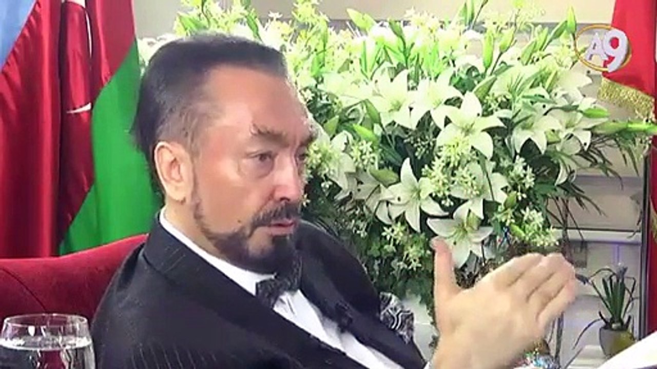 Peygamberimiz (sav)’ın yüzündeki nur ve dürüstlükten peygamber olduğu anlaşılıyordu.