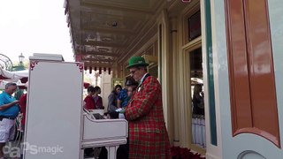 Ragtime Robert Christmas Music Medley - Disneyland Holiday Time 2014