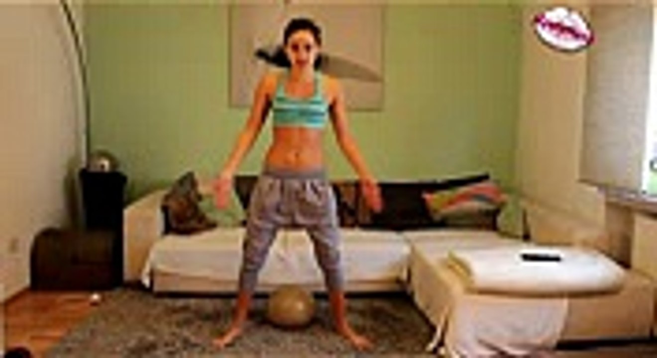 Weihnachts  Training  Six Pack Workout Flacher Bauch durch Frauen Fitness  BodyKiss  Erklärung