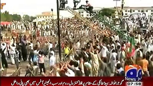 Imran Khan Threatening Nawaz Sharif -Tezabi Totay on Geo Tez