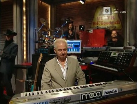 Die Harald Schmidt Show - 1302 - 2003-09-19 - Alexa Hennig von Lange, Harald oder Oliver Kahn