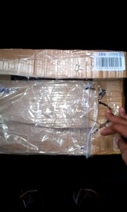 Bubble_wrap_shoes_from_repsperfect_com_-_YouTube