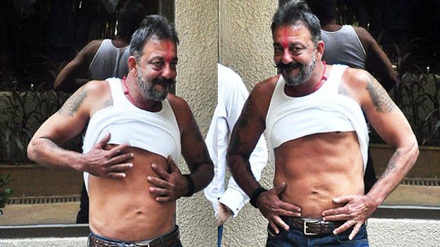 Sanjay Dutt Out Of Jail On Parole | Latest Bollywood News