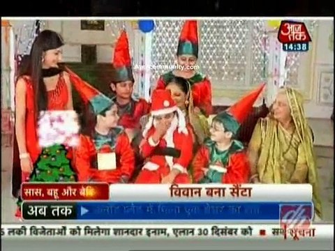 Saath Nibhaana Sathiya 26th December 2014 Baccho Ko Santa Ka Tofa apnicommunity.com