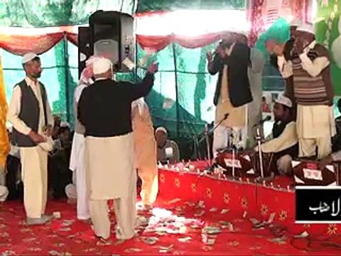 Bhaddar Sharif QAwwali 2014... ik umar se ankhon ka kasa liye phirte hain... Sadaqat Ali Qawwal