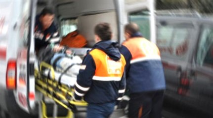 Kızı, Eve Geç Gelen Babasını Hastanelik Etti